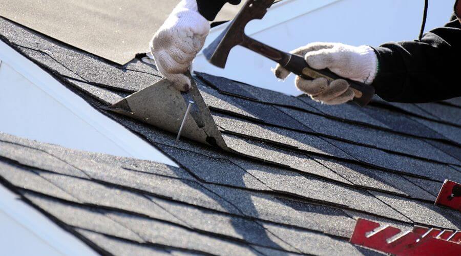 Professional gutter cleaning in Beckwourth, CA